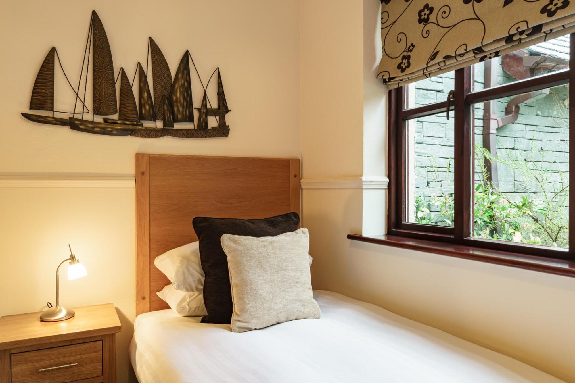 2 Bedroom Lake District Cottage At Windermere Marina Village Bowness-on-Windermere Dış mekan fotoğraf